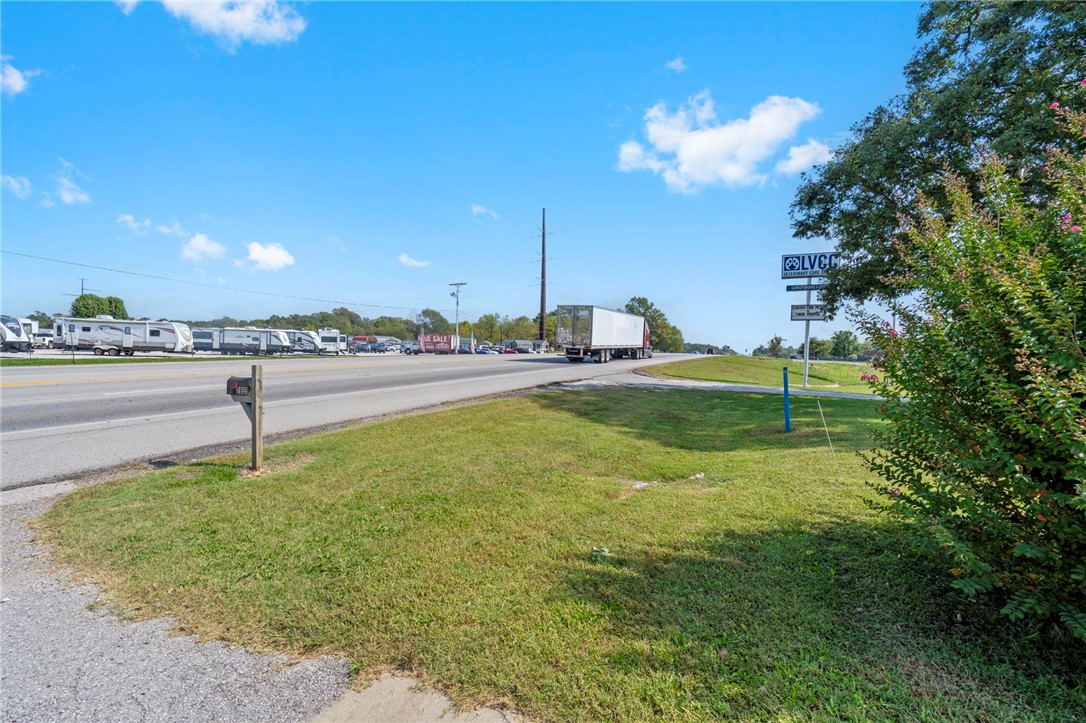 Tontitown Outlots - Residential