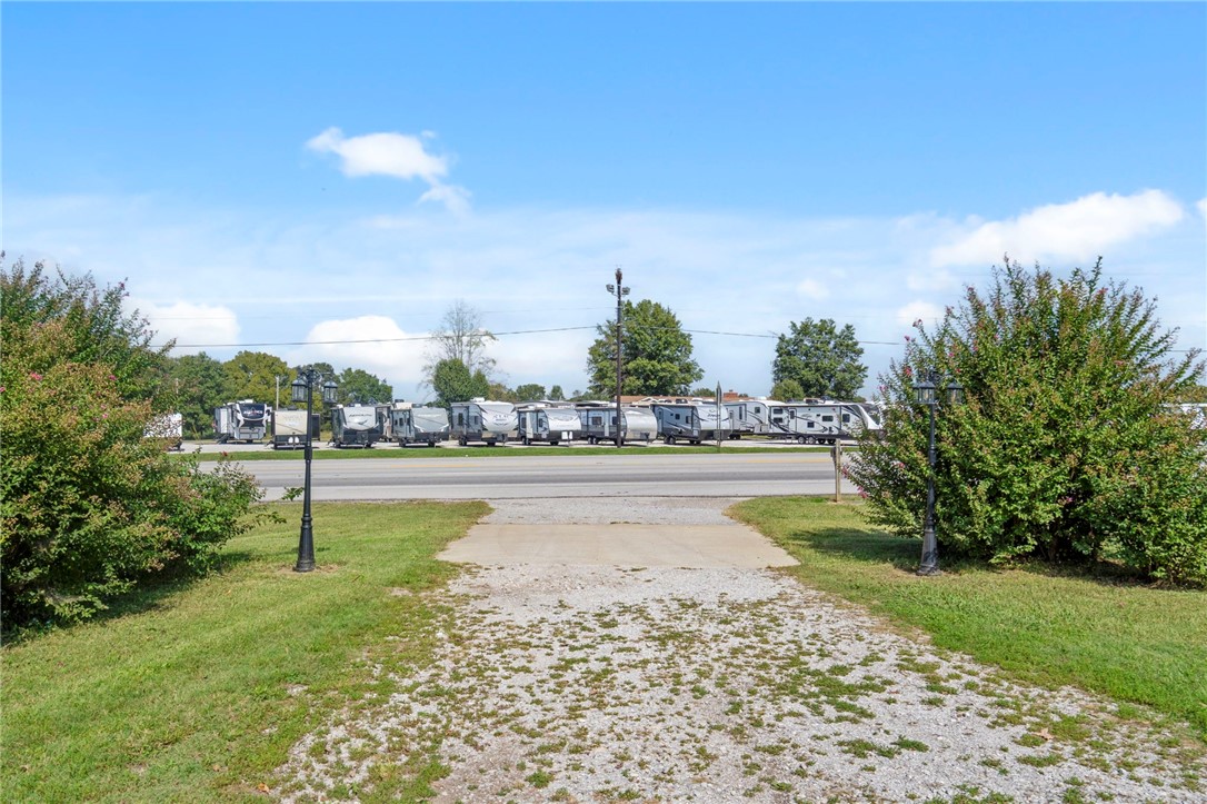 Tontitown Outlots - Residential