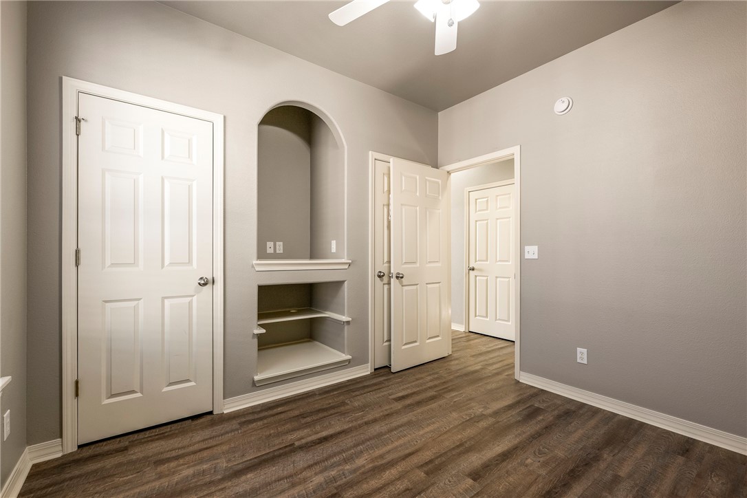 Briar Chase Sub Bentonville - Residential