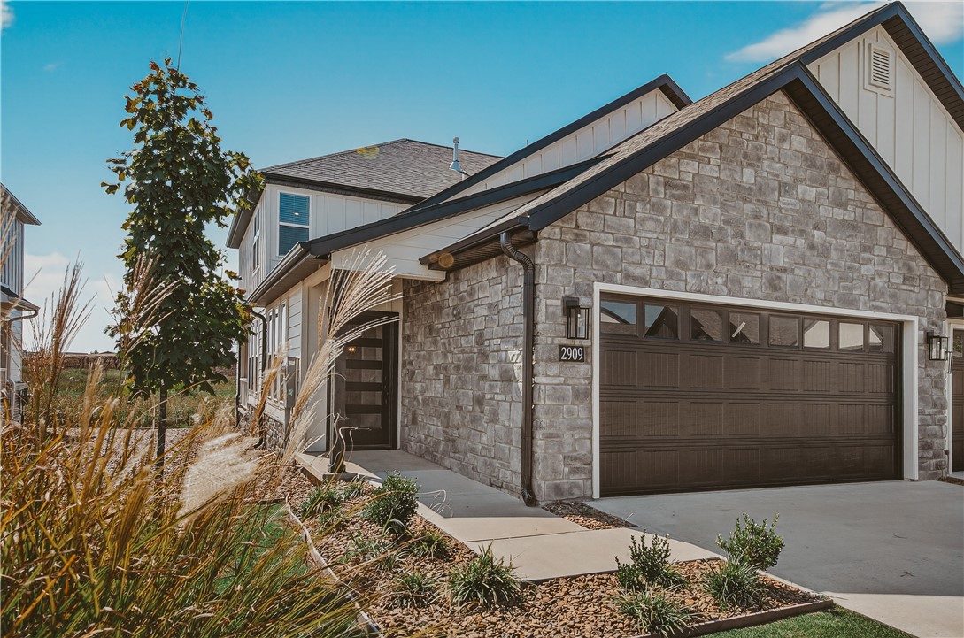 GLEN ARBOR SUB-BENTONVILLE - Residential