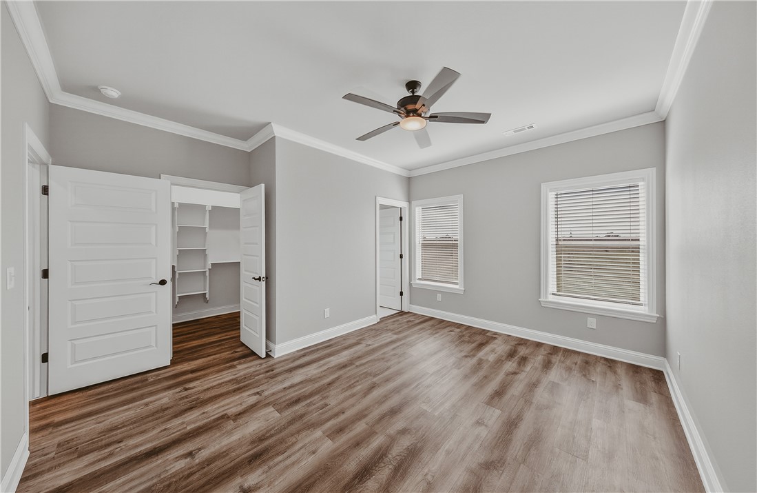 GLEN ARBOR SUB-BENTONVILLE - Residential