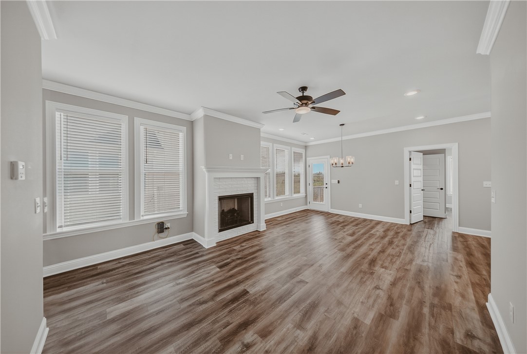 GLEN ARBOR SUB-BENTONVILLE - Residential