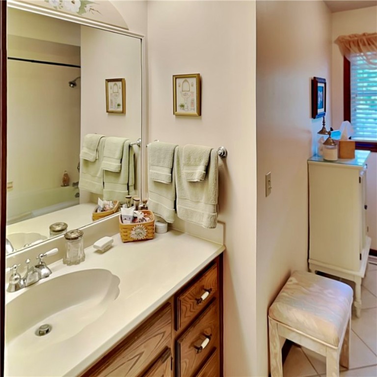 Oxford Sub Bvv - Residential