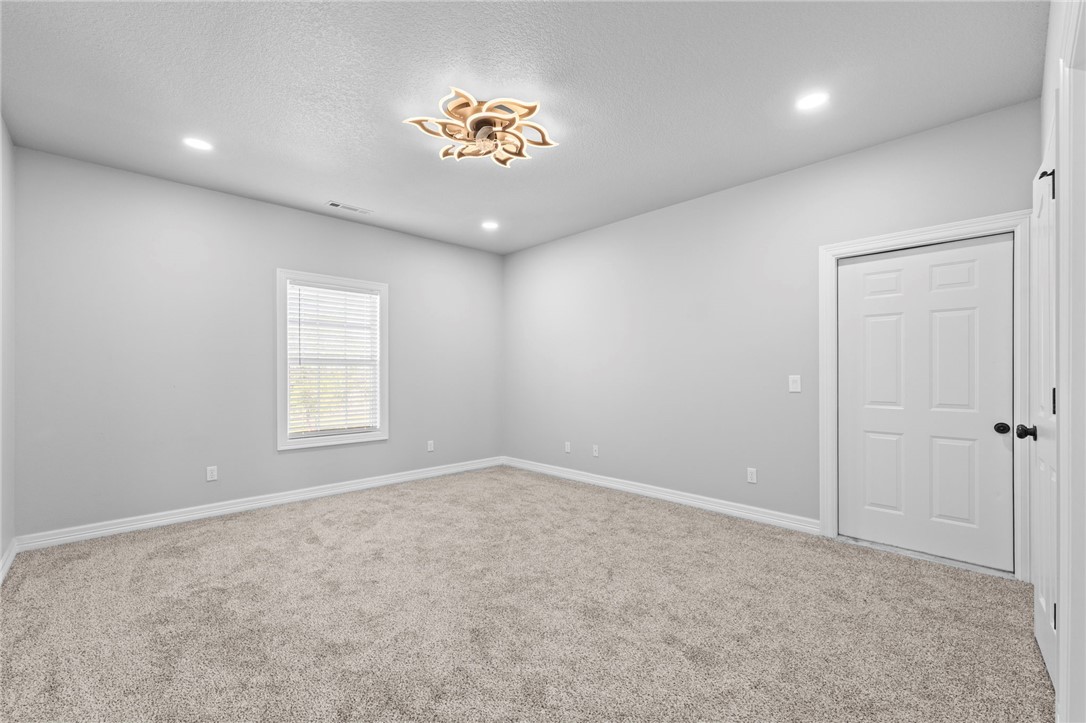 Tontitown Outlots - Residential