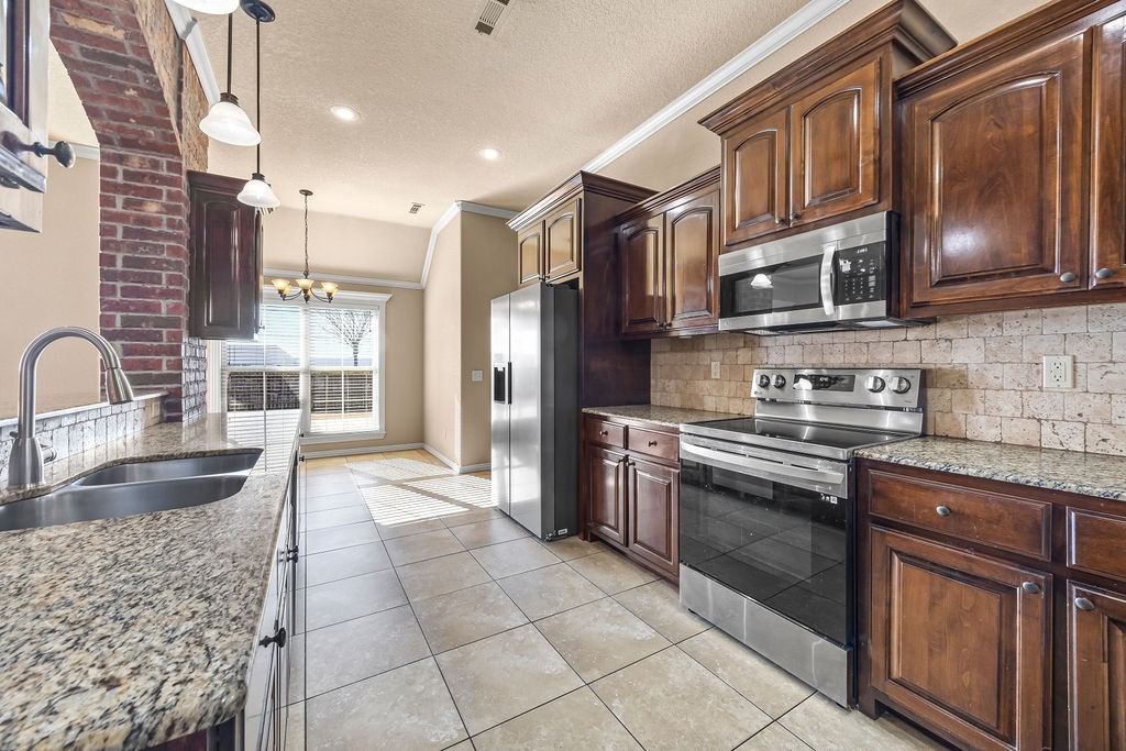 Cornerstone Ridge Sub Ph Iv Bentonville - Residential