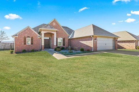 Photo of 3901 SW Flatrock Avenue, Bentonville, AR 72713 (MLS # 1329859)