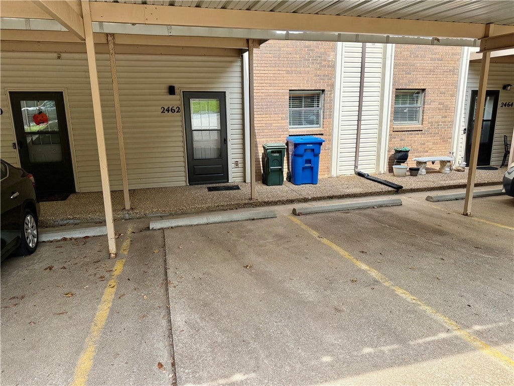 2462 E Kantz Lane