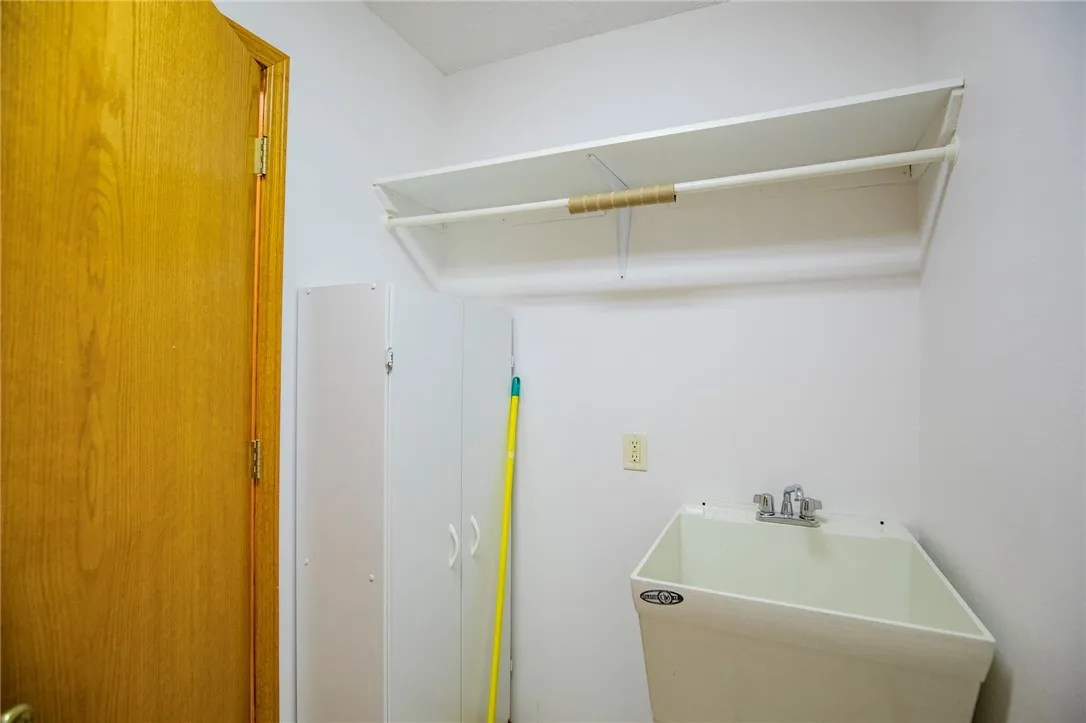 Bella Vista, Arkansas 72714, United States, 3 Bedrooms Bedrooms, ,2 BathroomsBathrooms,Residential,Active,159571