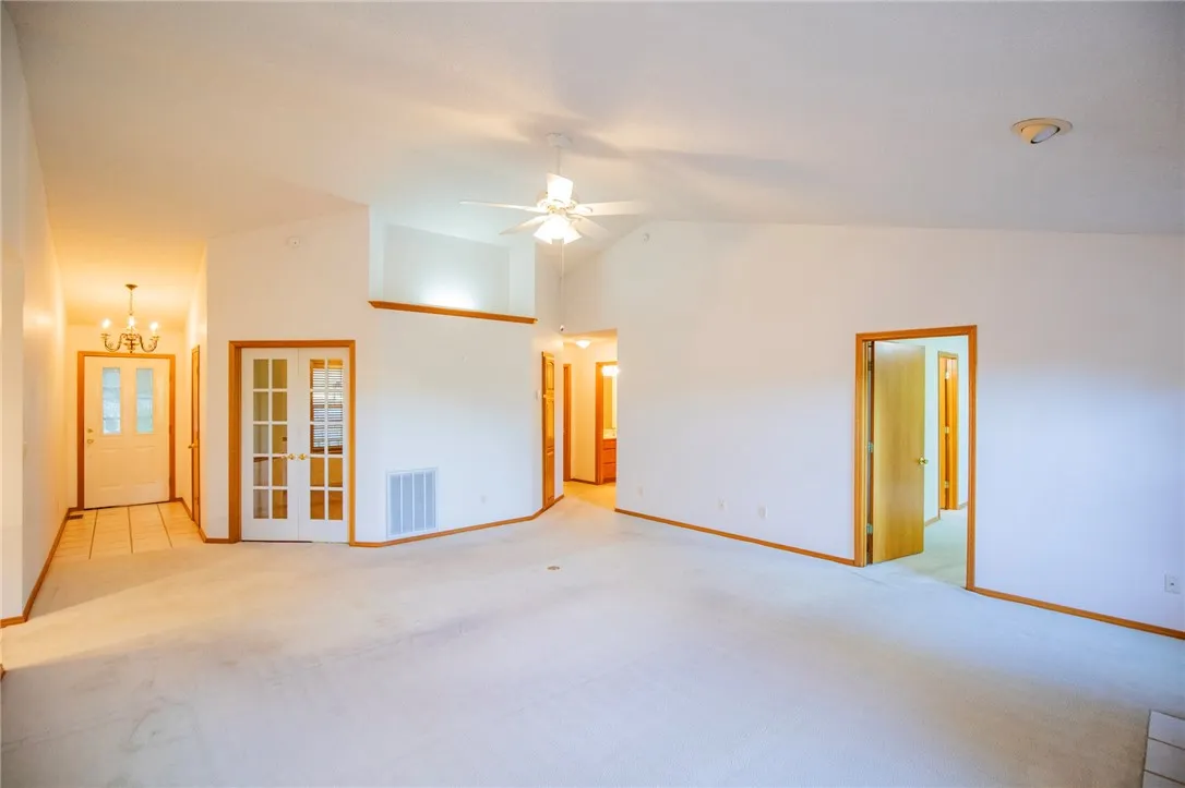 Bella Vista, Arkansas 72714, United States, 3 Bedrooms Bedrooms, ,2 BathroomsBathrooms,Residential,Active,159571