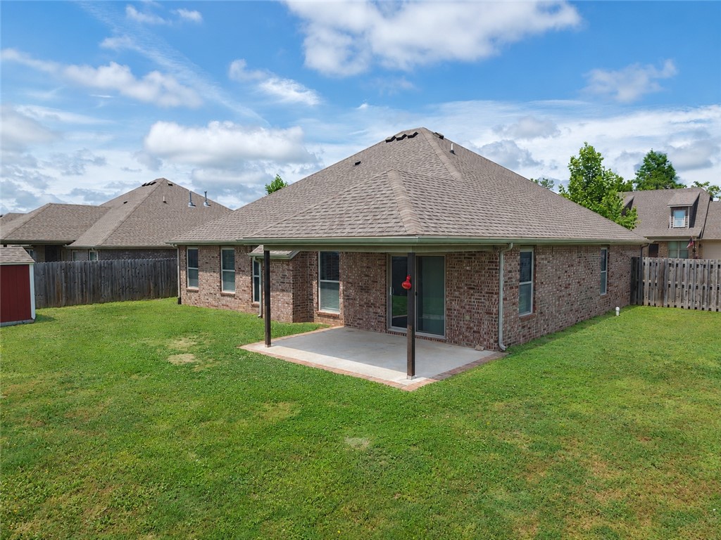 Chelsea Point II Rogers - Residential