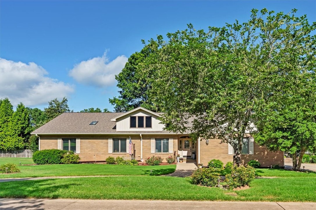 Never before on Market, Fayetteville Country Club, This Rare find is a one level home, beautiful hardwood floors, great layout with huge Great Room including a wet bar w/ small refrigerator, and plumbed for ice maker (currently a custom wine rack).Home has Generous storage everywhere w/ great kitchen pantry, and built-in's.Home includes huge laundry, Home Office & large walk-in closets in every BDRM. The Primary bath includes 2 separate large walk-in closets. Jack & Jill bath between the other 2 bathrooms includes an extra sink for great functionality. A vibrant sunroom, screened porch, covered deck & beautiful brick patio adds to the backyard's exquisite landscaping & ambience! This home was Custom built by Robert Melton & has been impeccably maintained. A wonderful home for entertaining & quiet scerene living. Located on a peaceful street near FCC club house. Home includes Anderson Windows, Newish Roof and HVAC Systems, 2 Hot water heaters, New Leaf guard gutters and a whole house Generac generator system.