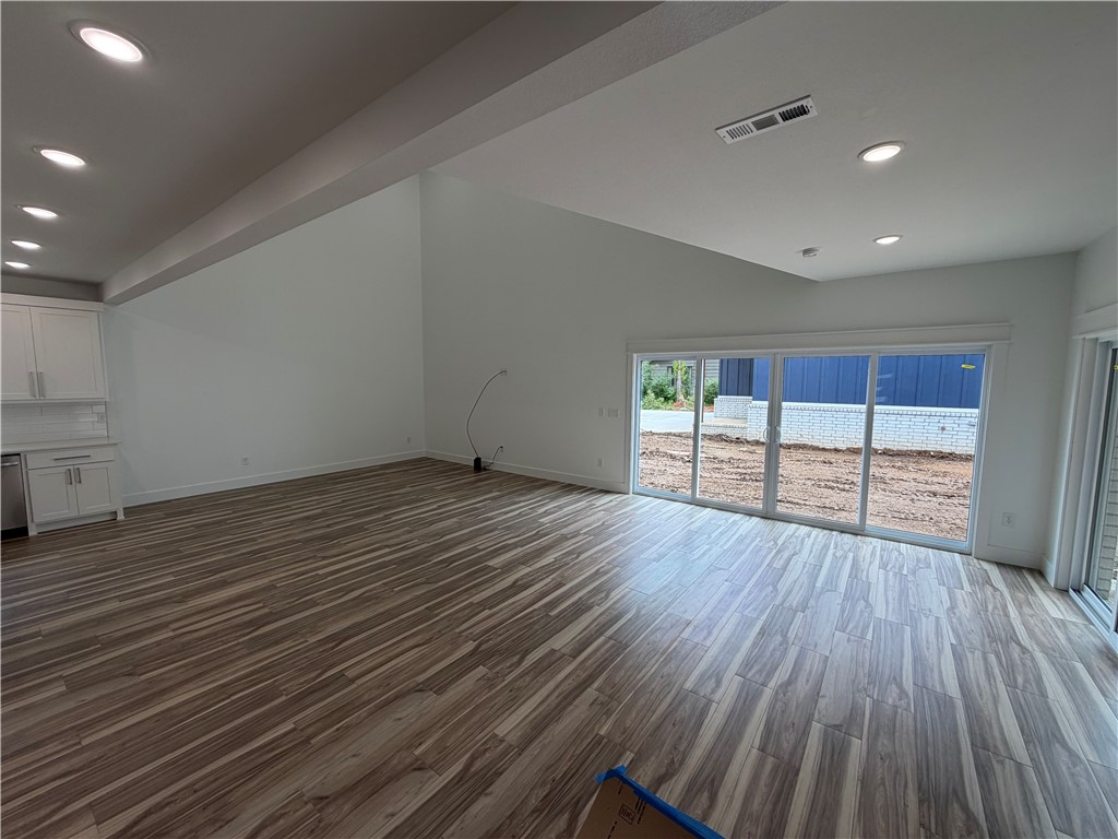 Ora & Sang - Residential Lease