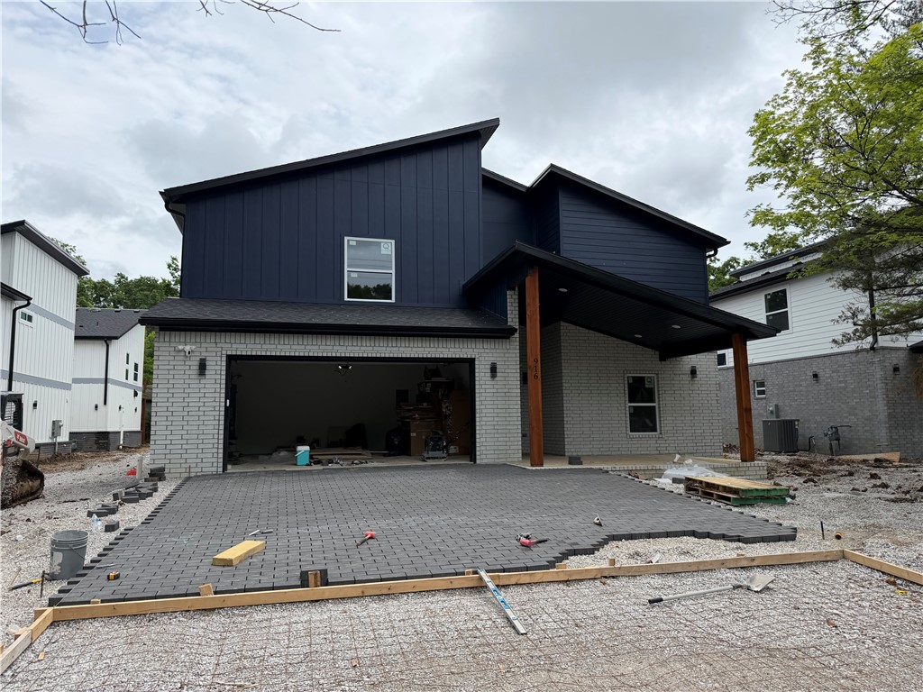 Ora & Sang - Residential Lease