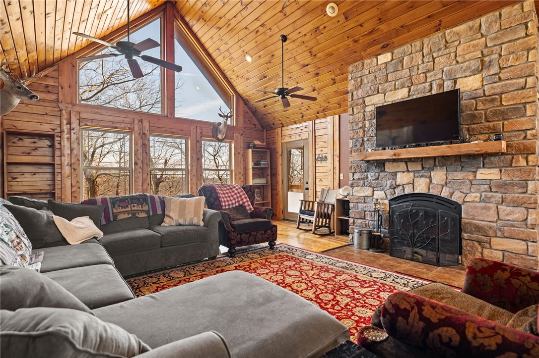 17-13-30 - Residential