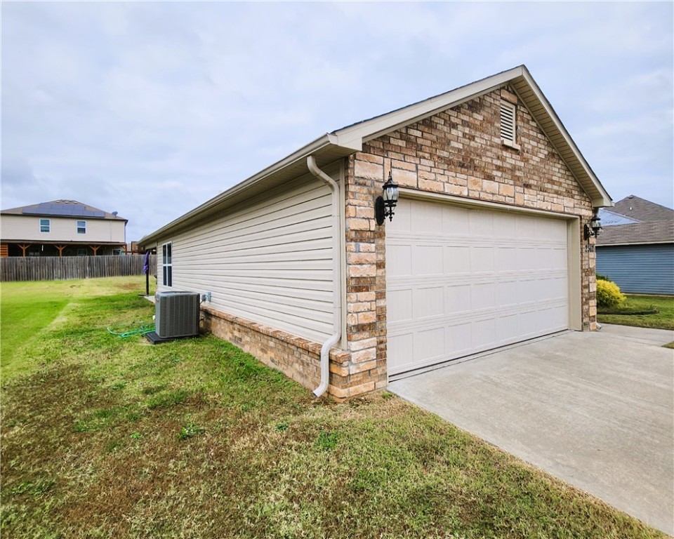 Lakewood Sub Ph Iii Lowell - Residential