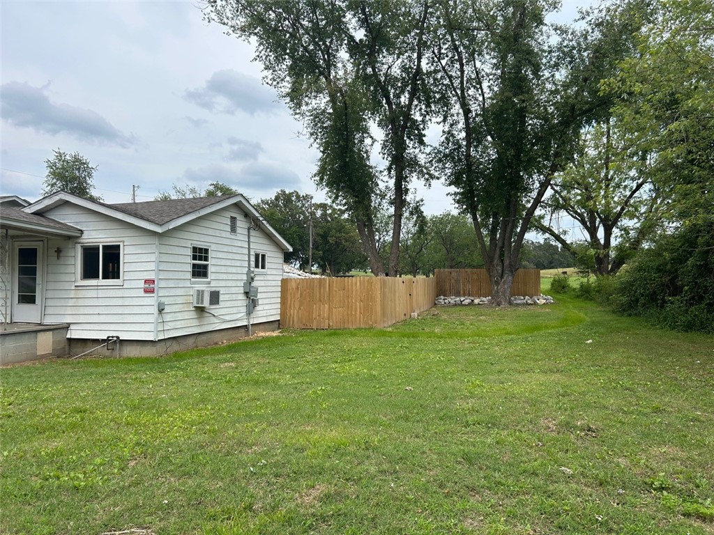 29-18-30 ELM SPRINGS OUTLOTS - Land