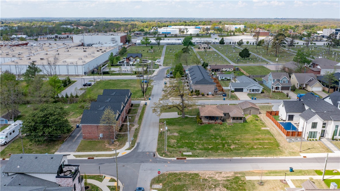 Gilmores Add Bentonville - Land