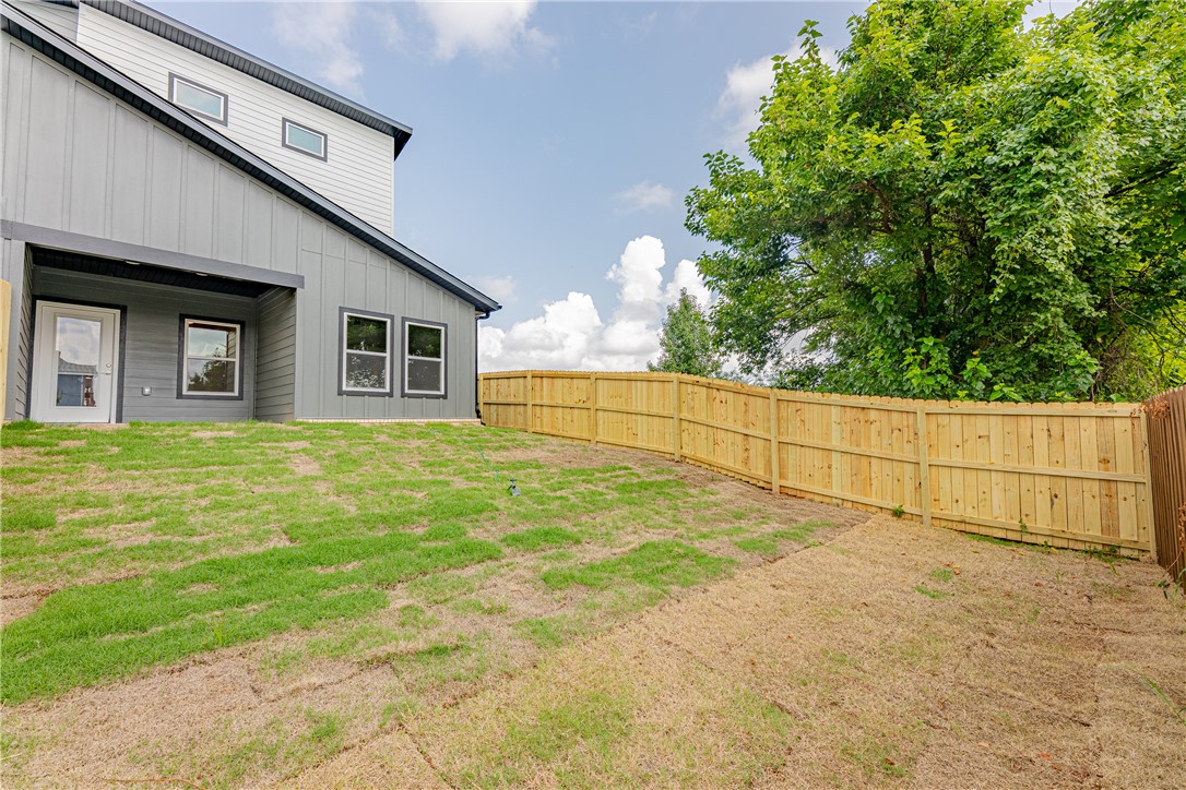 Poigai Estates Ph 2 Bentonville - Residential Lease