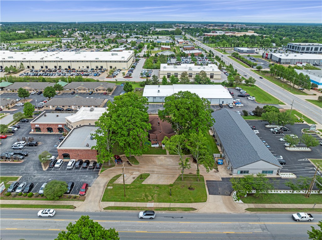 Great opportunity for an end-user or investor to purchase a free standing 3,460 sf building on .78 acres in Bentonville. Great location for office or medical use with close proximity to Walmart home office.