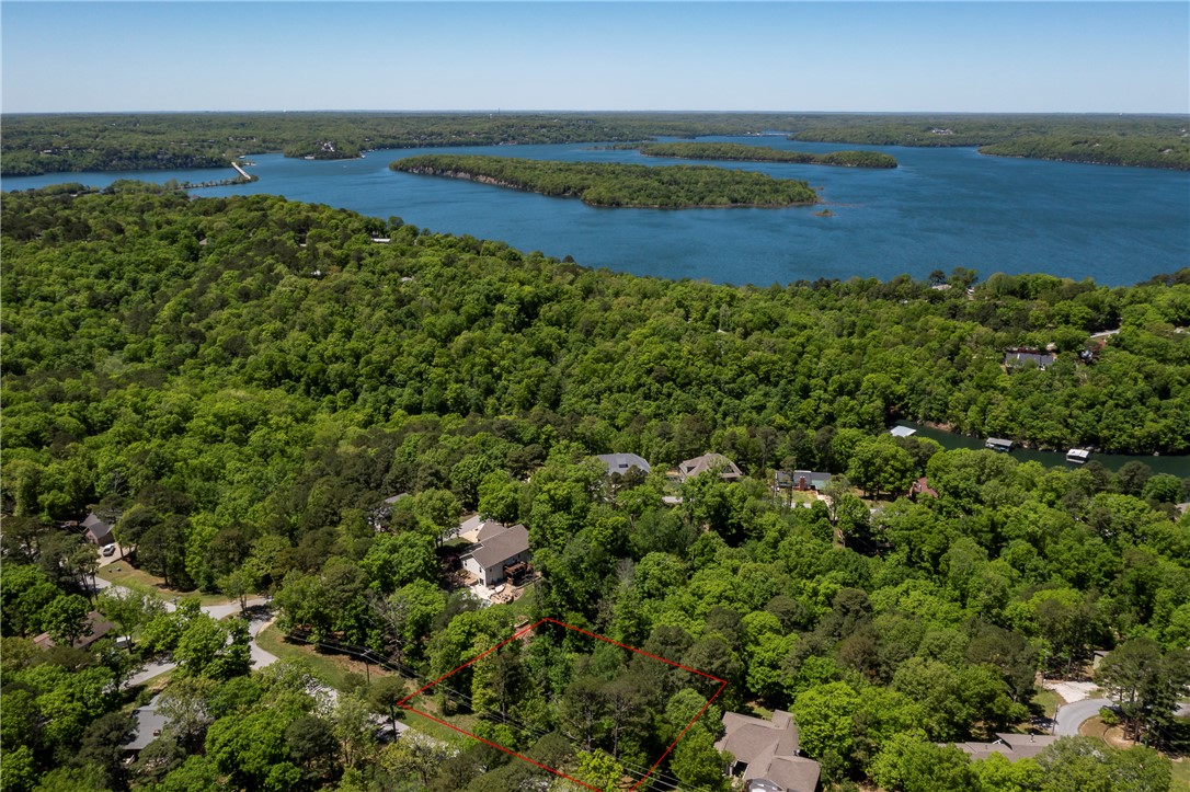 Runnymede Rev Sub Rurban - Land