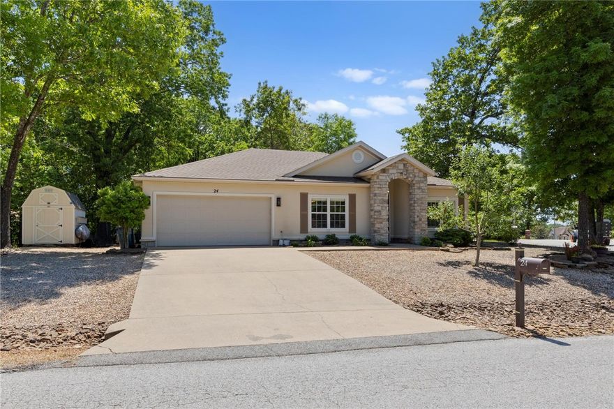 Remodeled 3 x 2 home in Bella Vista, Roberts Subdivision. Home is now vacant, most furniture has been removed.  Seconds  to Back 40 bike trail, Metfield Golf Course close to your front door. Some key features: remodeled kitchen in 2024 with maple cabinets and quartz counter, all new appliances and flooring. Roof  2023, AC Furnace 2021, remodeled main bath, all new vinyl plank floors in bedrooms, family room. Tile floor in baths. No carpet. Landscaped in both front and back. Screened sunroom. New lighting in baths, and kitchen.  Vinyl shutters in all bedrooms. Washer, dryer  and refrigerator convey. Custom designed closets in all bedrooms and laundry room. Update sheet provided listing all upgrades. One level, flat yard, move in ready. Room for raised beds in back.  Home close to Bentonville and close to Pea Ridge as well, east side of Bella Vista off McNelly. Move In ready. Great retirmenet home, rental or first time buyer home. Furniture remaining negotiable. Agent owned property