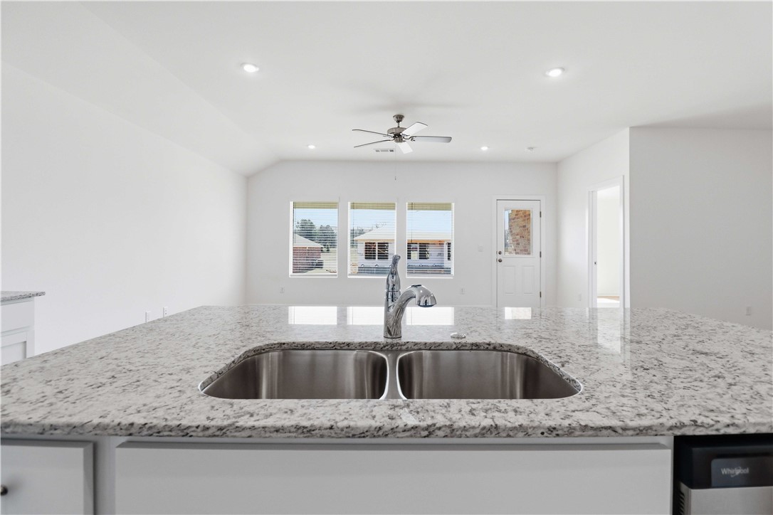 West Wind Sub Ph I Centerton - Residential Lease