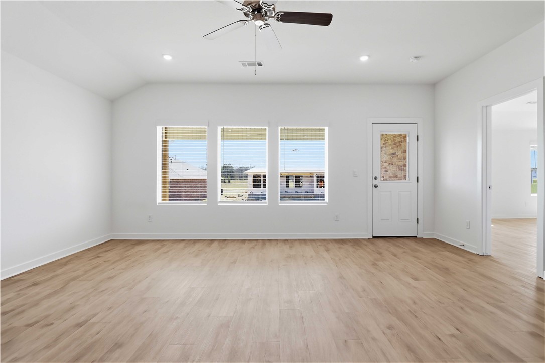 West Wind Sub Ph I Centerton - Residential Lease