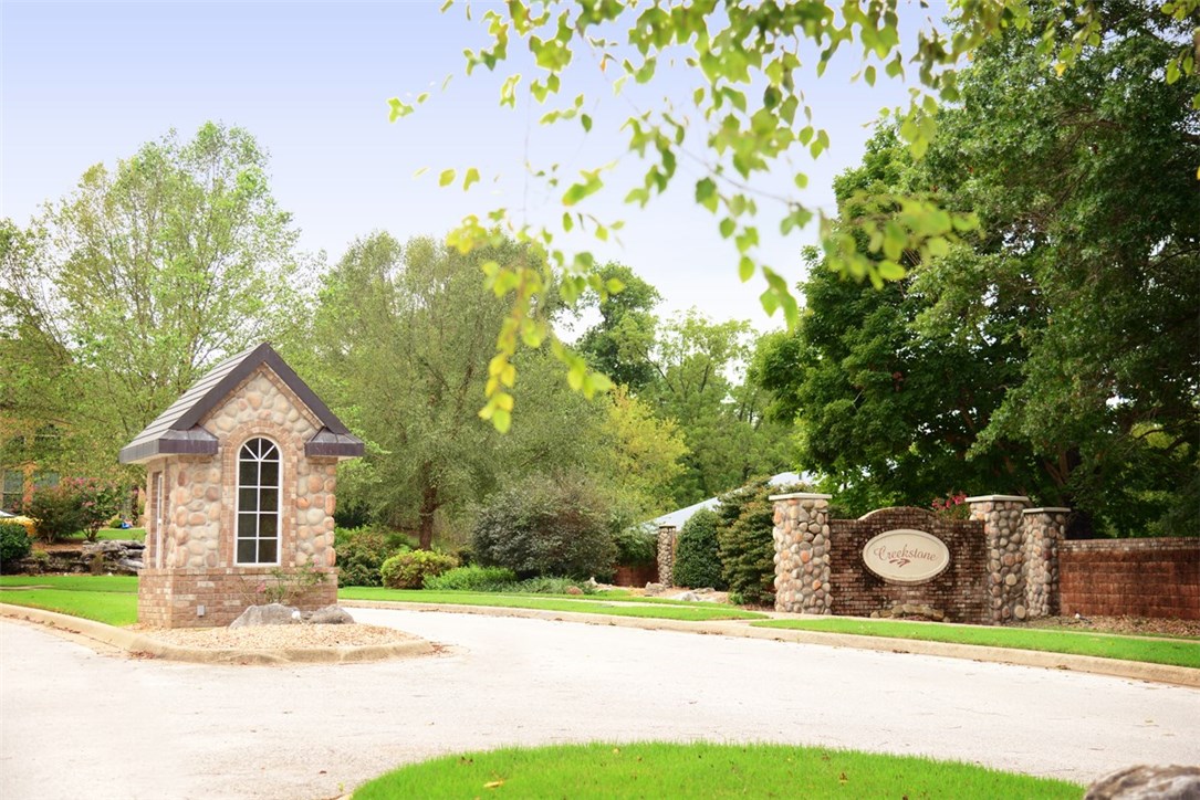 Only 2 Lots Left In Phase II That Are Side By Side Lot 20 & 21. Build Your Dream Home On Both Lots And Have A Little Over An Acre. 2400 sqft. Minimum to build. Great Location & Neighborhood To Come Home To. Close to Trails, Downtown Bentonville & I-49.