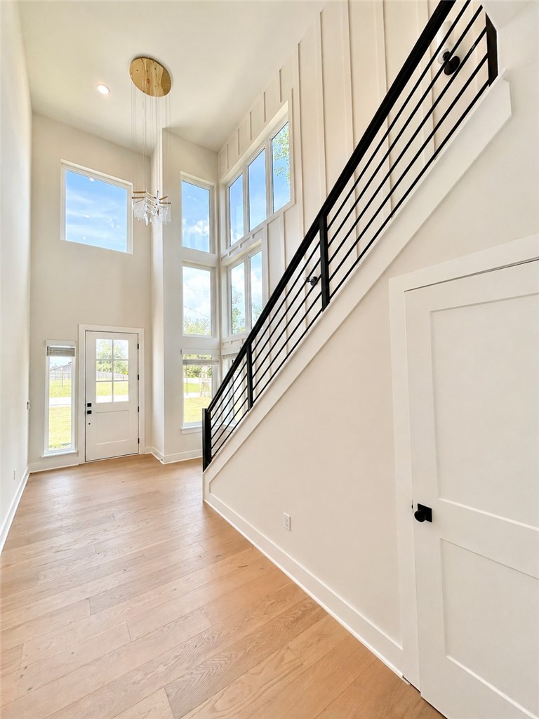 Applegate - Residential