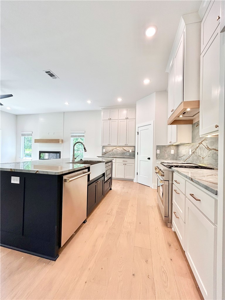 Applegate - Residential