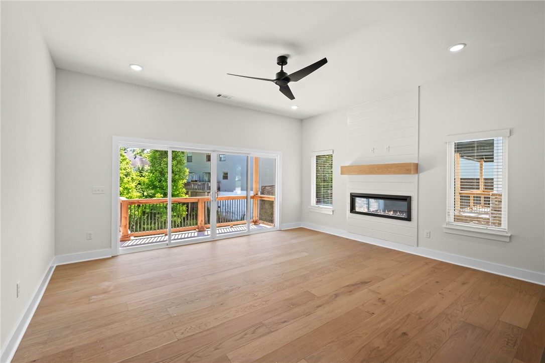 Applegate - Residential