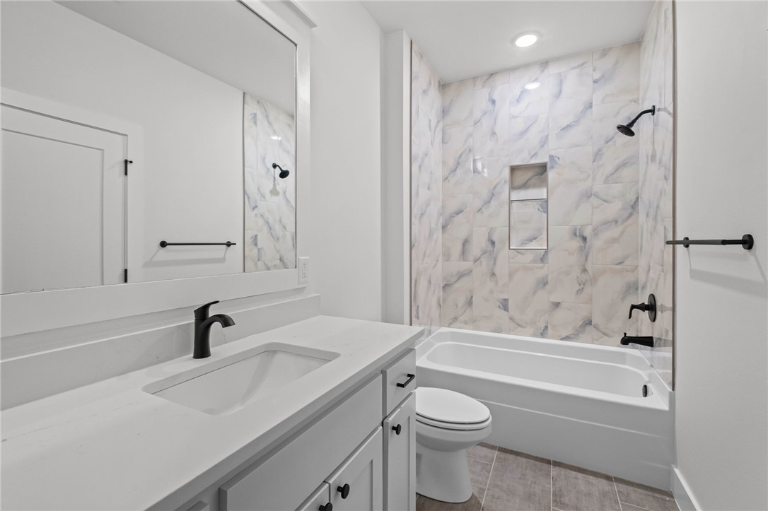 Applegate - Residential