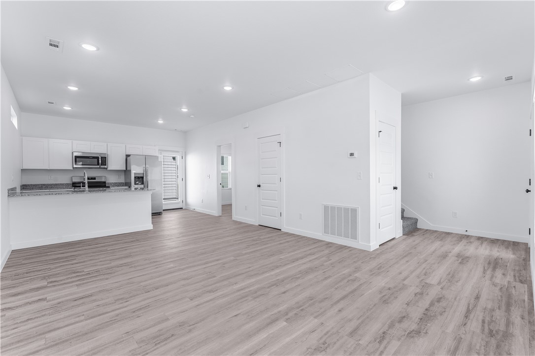 FEATHERSTON VILLAGE PH 2-CENTERTON - Residential