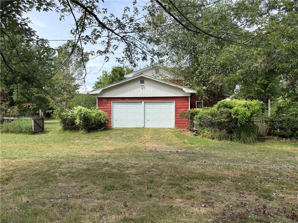 Lincoln Outlots - Residential
