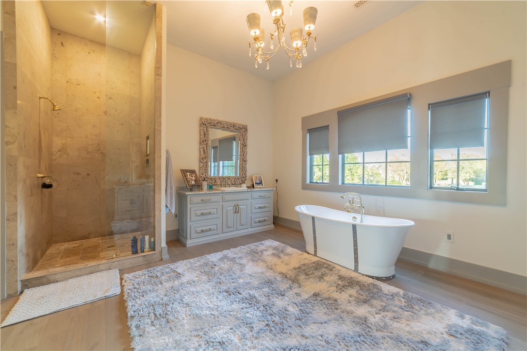 28-18-30 SPRINGDALE OUTLOTS - Residential