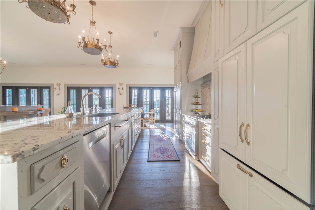 28-18-30 SPRINGDALE OUTLOTS - Residential