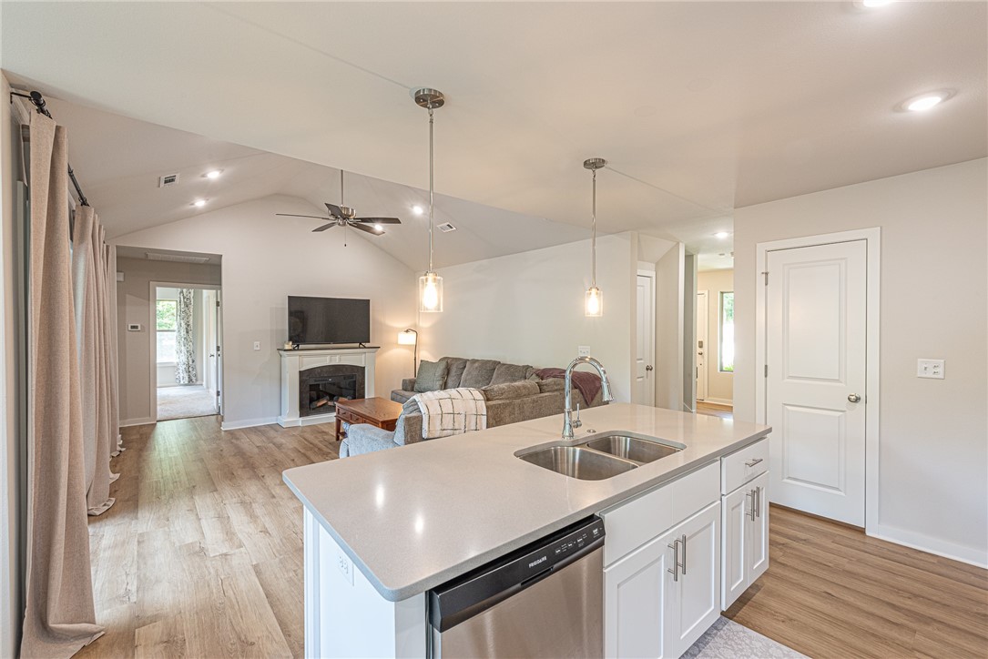 Sidlaw Hills Bvv - Residential