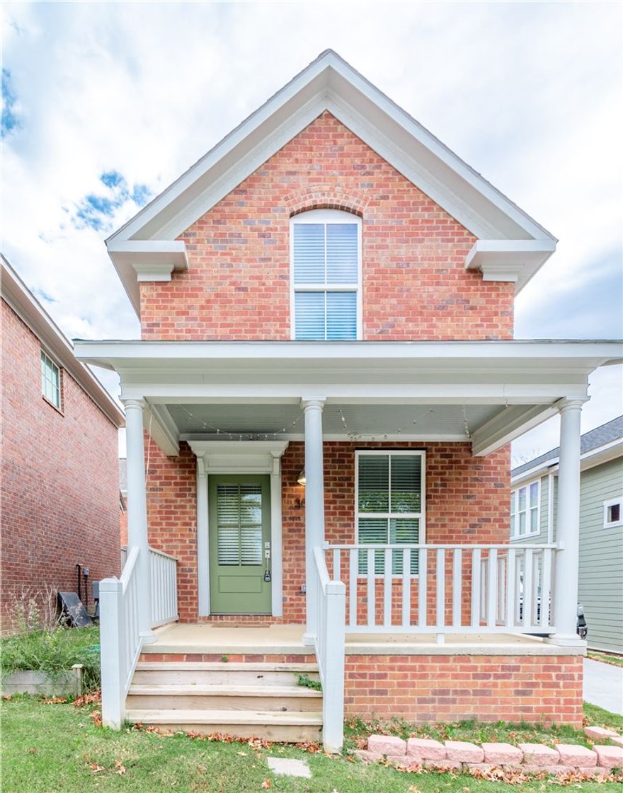 Charming 2 bed, 1.5 bath home located just minutes from the University and Downtown Fayetteville. This well-designed layout features a convenient half bath downstairs and two spacious bedrooms upstairs. Beautiful hardwood floors & quartz counters throughout. SS appliances, Fridge, Washer & Dryer all provided. Enjoy your own private front porch—perfect for morning coffee or unwinding in the evenings. Just steps from the Fayetteville Square, Feed & Folly, Dickson St, Farmers Market, dining, shopping, and the Razorback Greenway. Don’t miss this opportunity to live in one of Fayetteville’s most desirable and walkable locations.