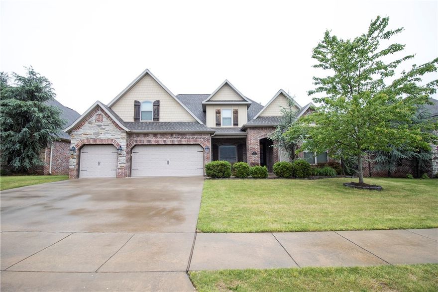 Gorgeous home in highly desired neighborhood close to downtown, schools and trails. Open floor plan, crown molding, & chef's kitchen with double ovens. Formal dining as well as breakfast nook off kitchen. Wood flooring in living area, tiled wet areas and carpeted bedrooms. Private oversized master suite on main level, upstairs has a large bonus room plus a media / 5th bedroom. Built-in surround sound in living room. Covered and screened in back patio. Community park and pool. Welcome Home!