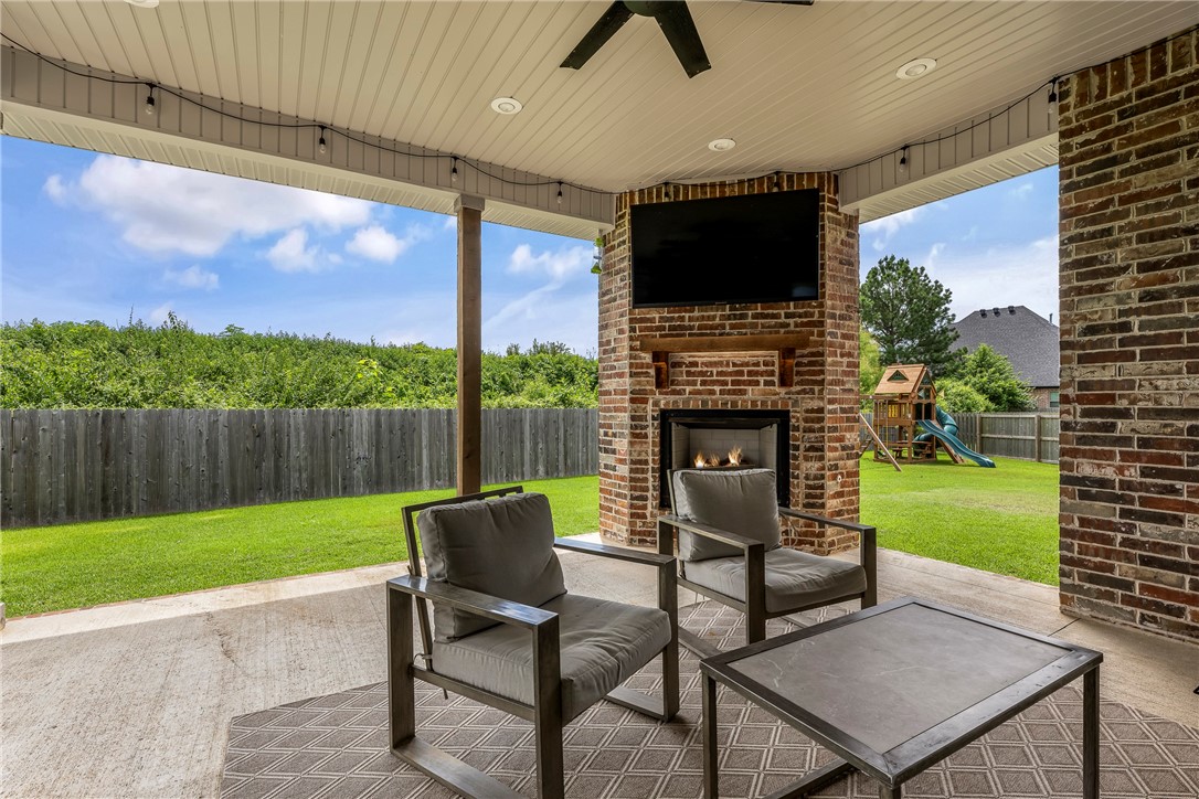 Savannah Estates Rogers - Residential