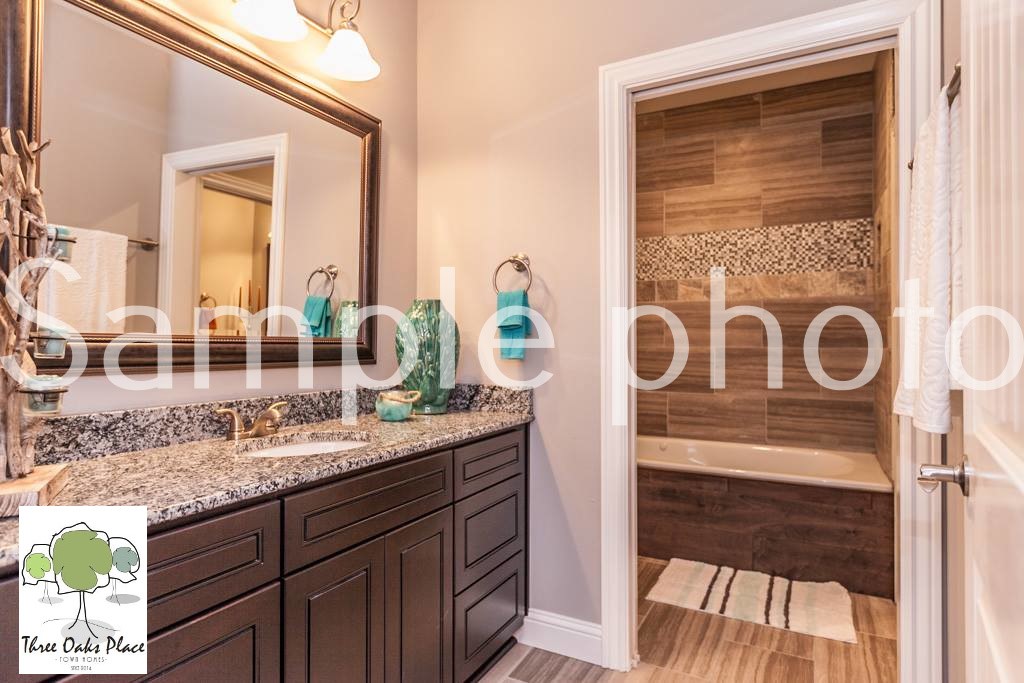 Three Oaks Twnhms Horiz Prop Regime - Residential Lease