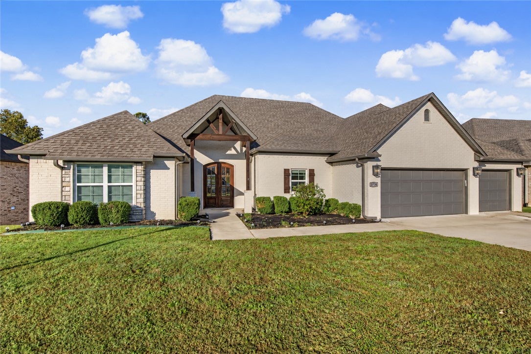 3736 Spyglass Hill Drive