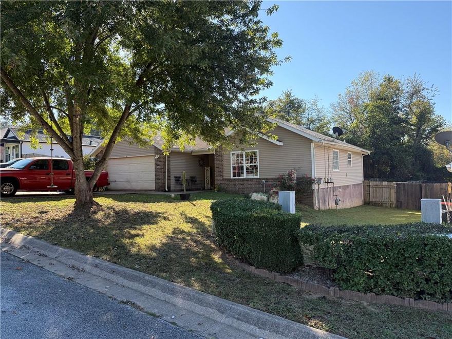 Nice three bedroom, two bathroom home in Blue Springs Village neighborhood on Beaver Lake.  Great income producing property or enjoy living near the lake yourself!