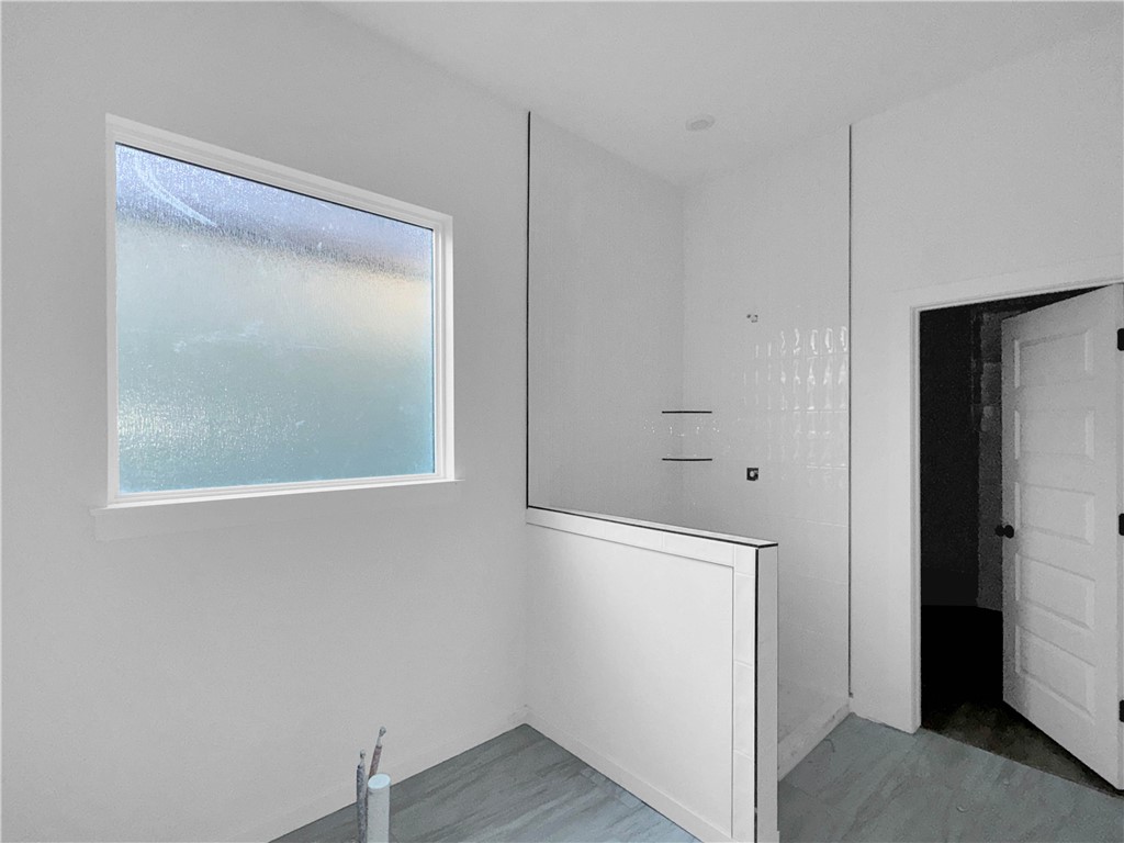 Pine Hollow - Residential