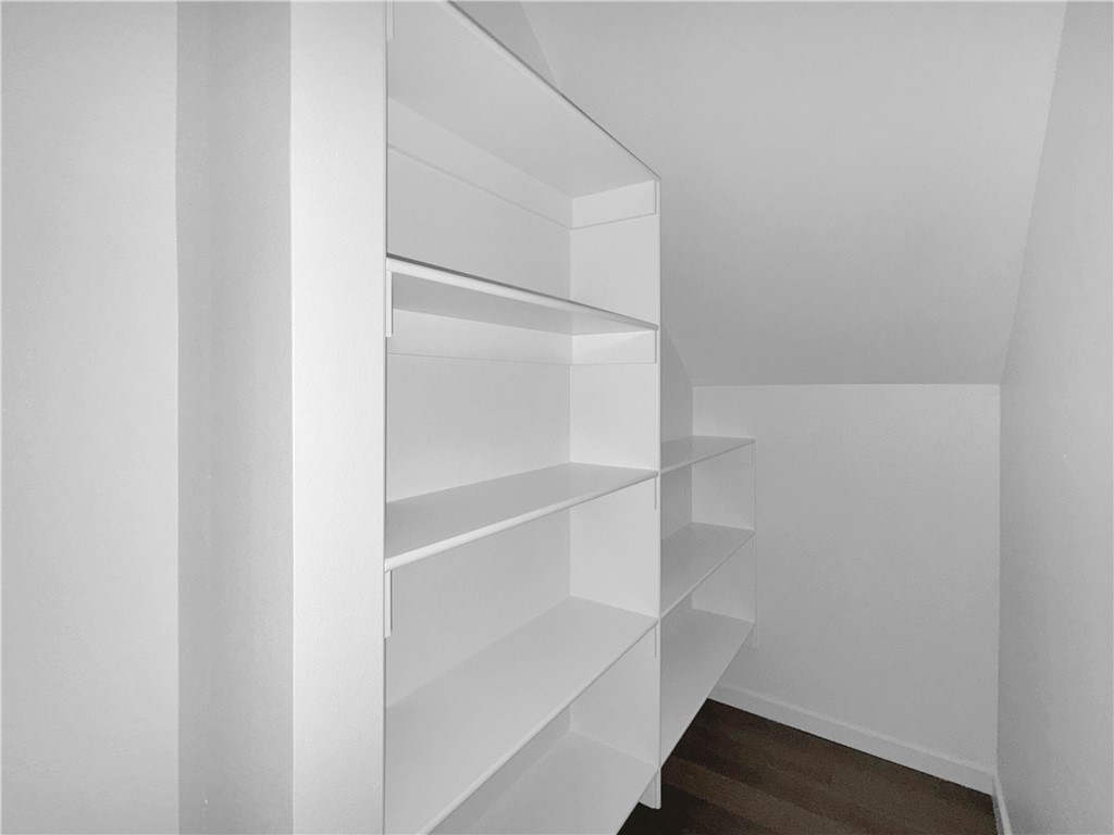 Pine Hollow - Residential