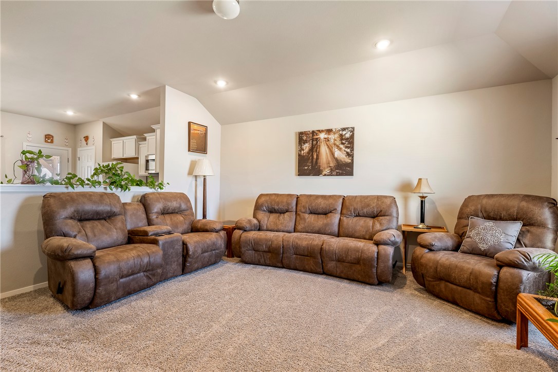 Walnut Hill Sub Ph I Pea Ridge - Residential