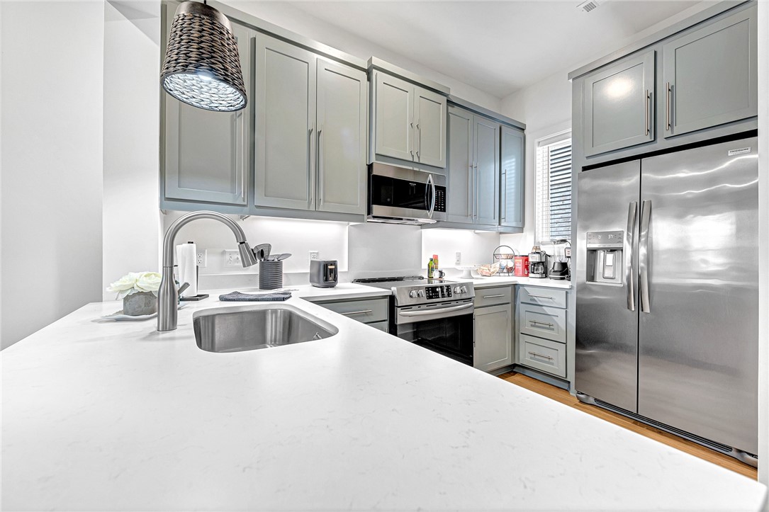 Hill Avenue Townhomes - Residential Lease