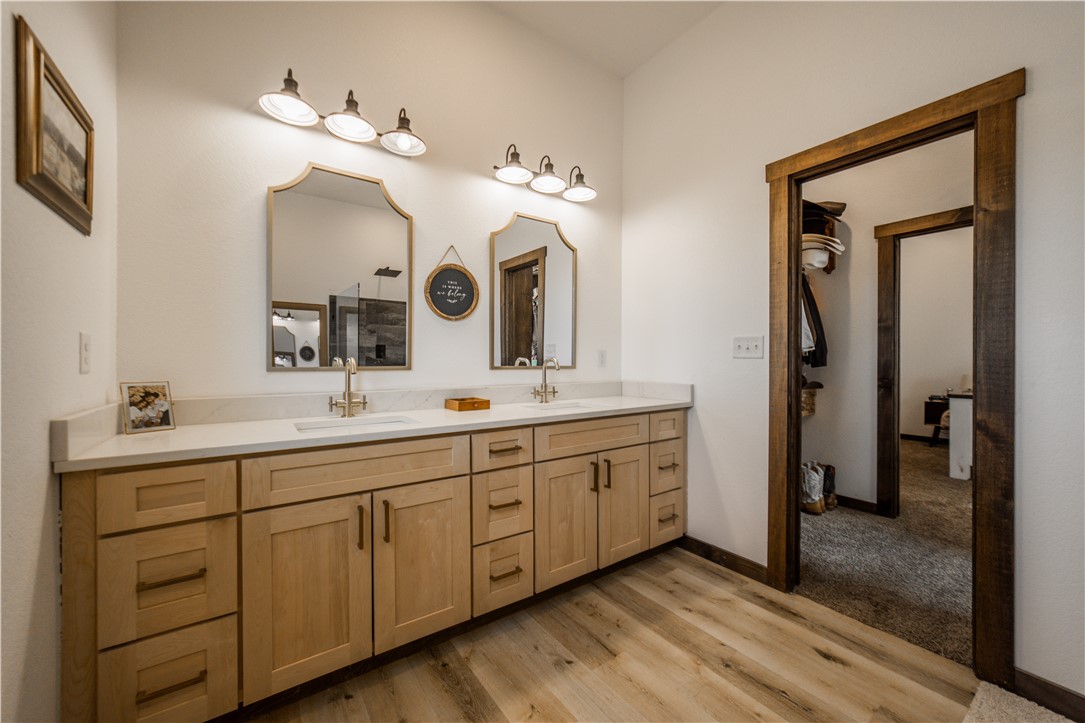 01-20-32-GRAVETTE - Residential