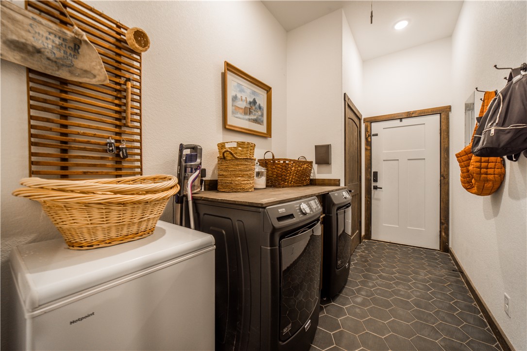 01-20-32-GRAVETTE - Residential