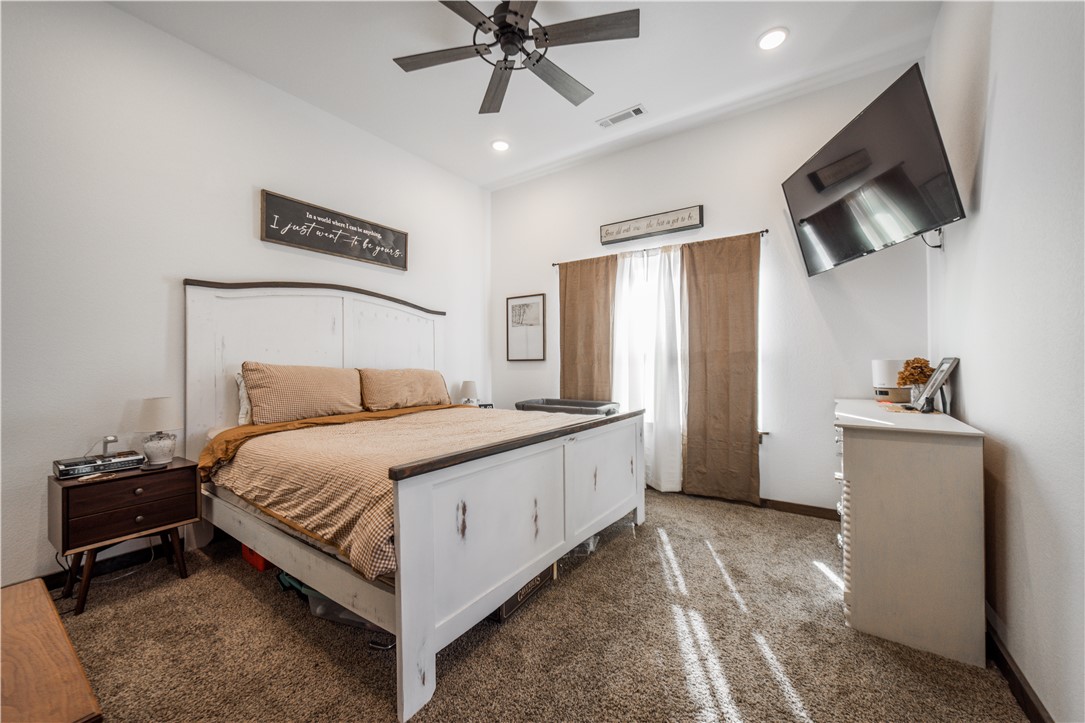 01-20-32-GRAVETTE - Residential